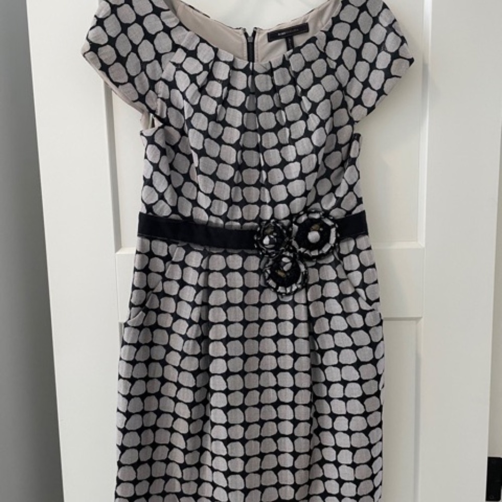 BCBG MaxAzria Dress - Size 8 - Cap Sleeve